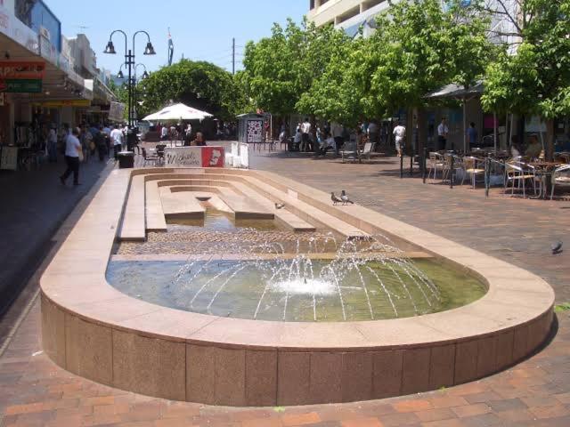 En-suite Guest Ryde/macquarie Park/eastwood Homestay